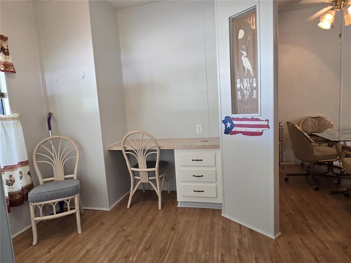 4007 COHEN DRIVE — photo 8 of 25