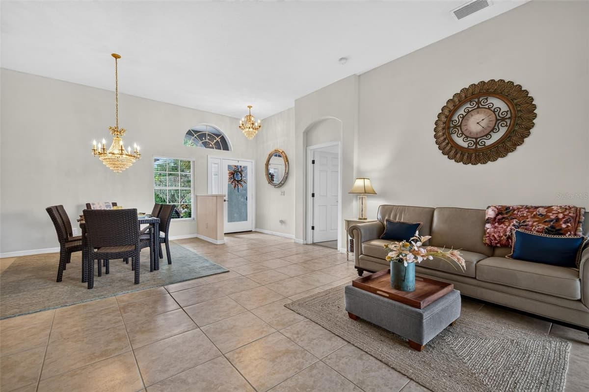 6627 BOBBY JONES COURT — photo 4 of 37