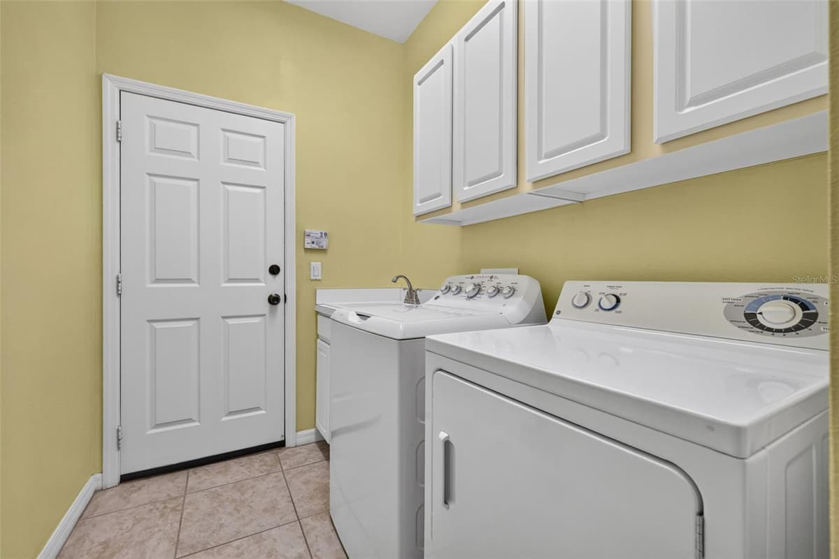 6627 BOBBY JONES COURT — photo 24 of 37