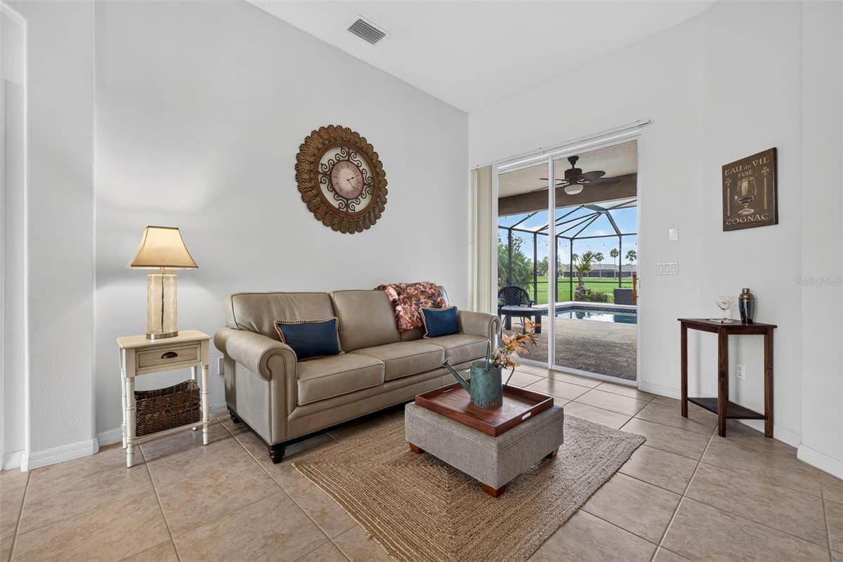 6627 BOBBY JONES COURT — photo 5 of 37