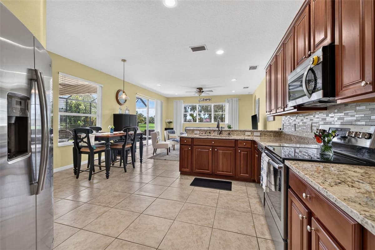 6627 BOBBY JONES COURT — photo 13 of 37