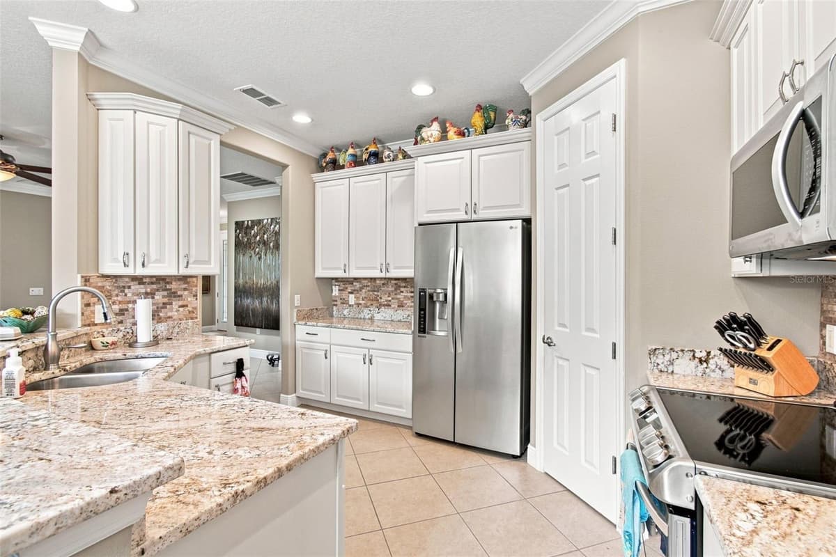 463 MONTEREY STREET — photo 16 of 72