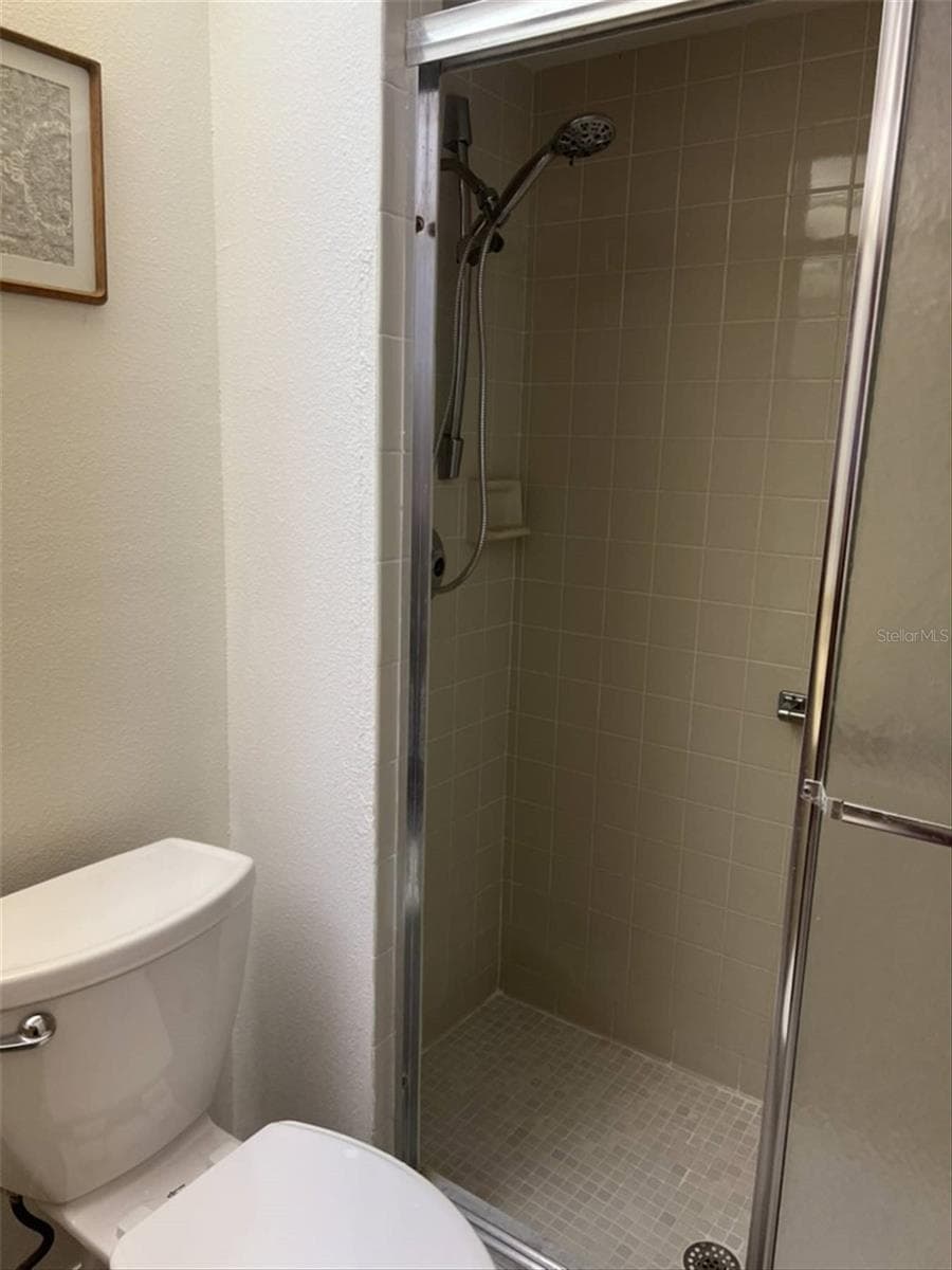 10706 LAQUINTA DRIVE — photo 26 of 50