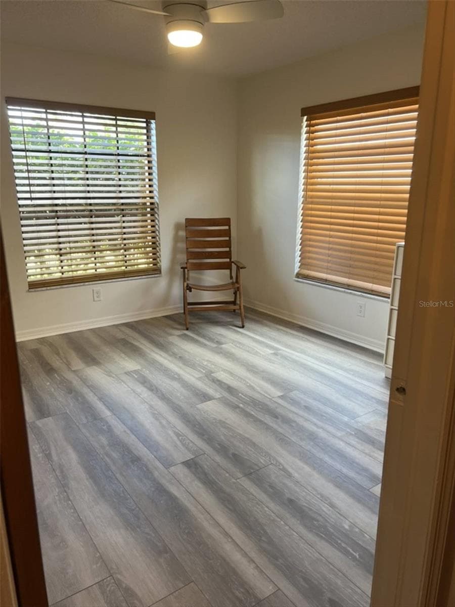 10706 LAQUINTA DRIVE — photo 31 of 50