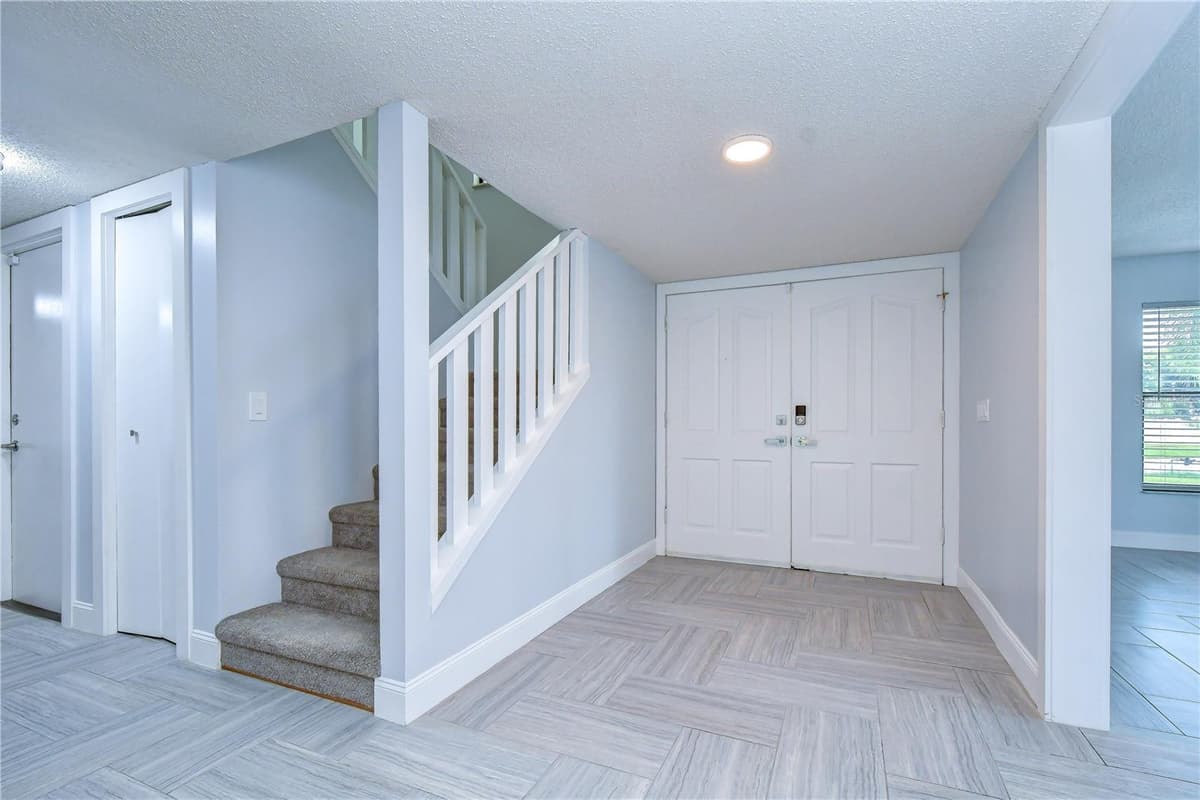 1224 RAINBROOK CIRCLE — photo 5 of 42