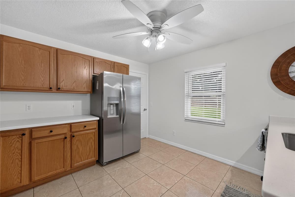 237 CALIFORNIA AVENUE — photo 13 of 36