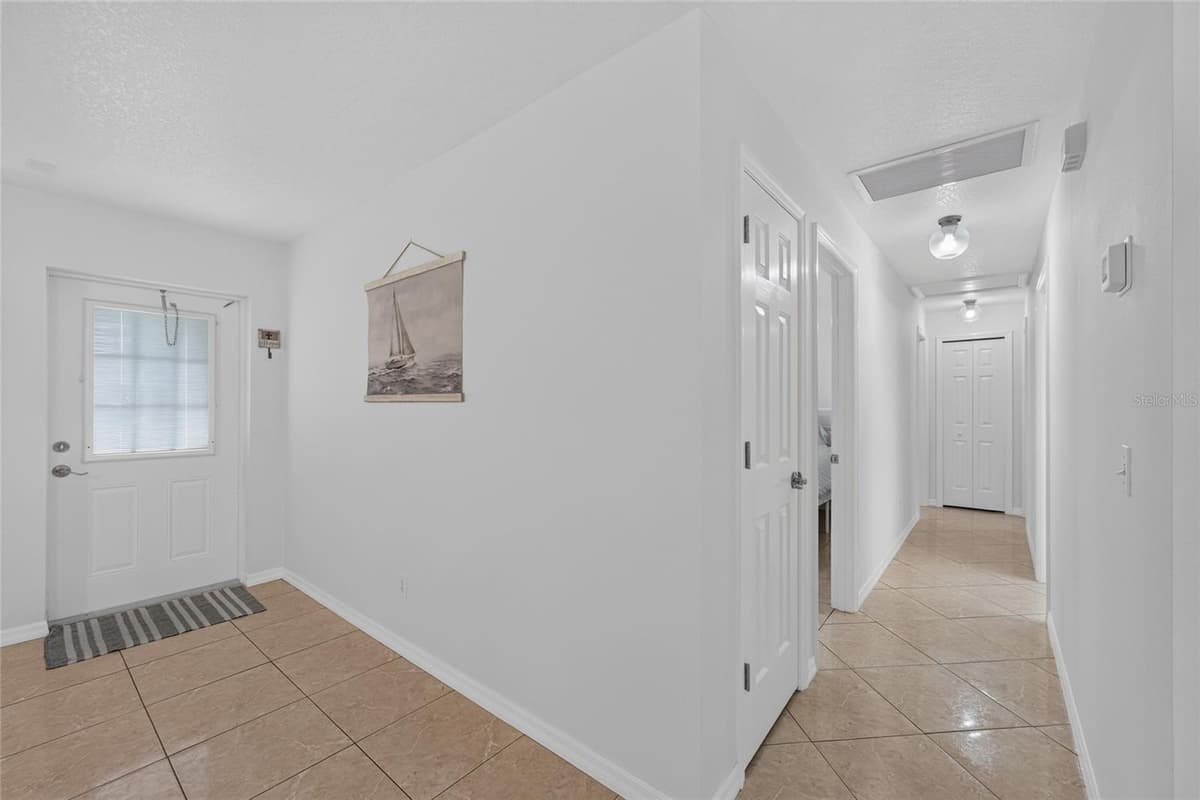 237 CALIFORNIA AVENUE — photo 6 of 36
