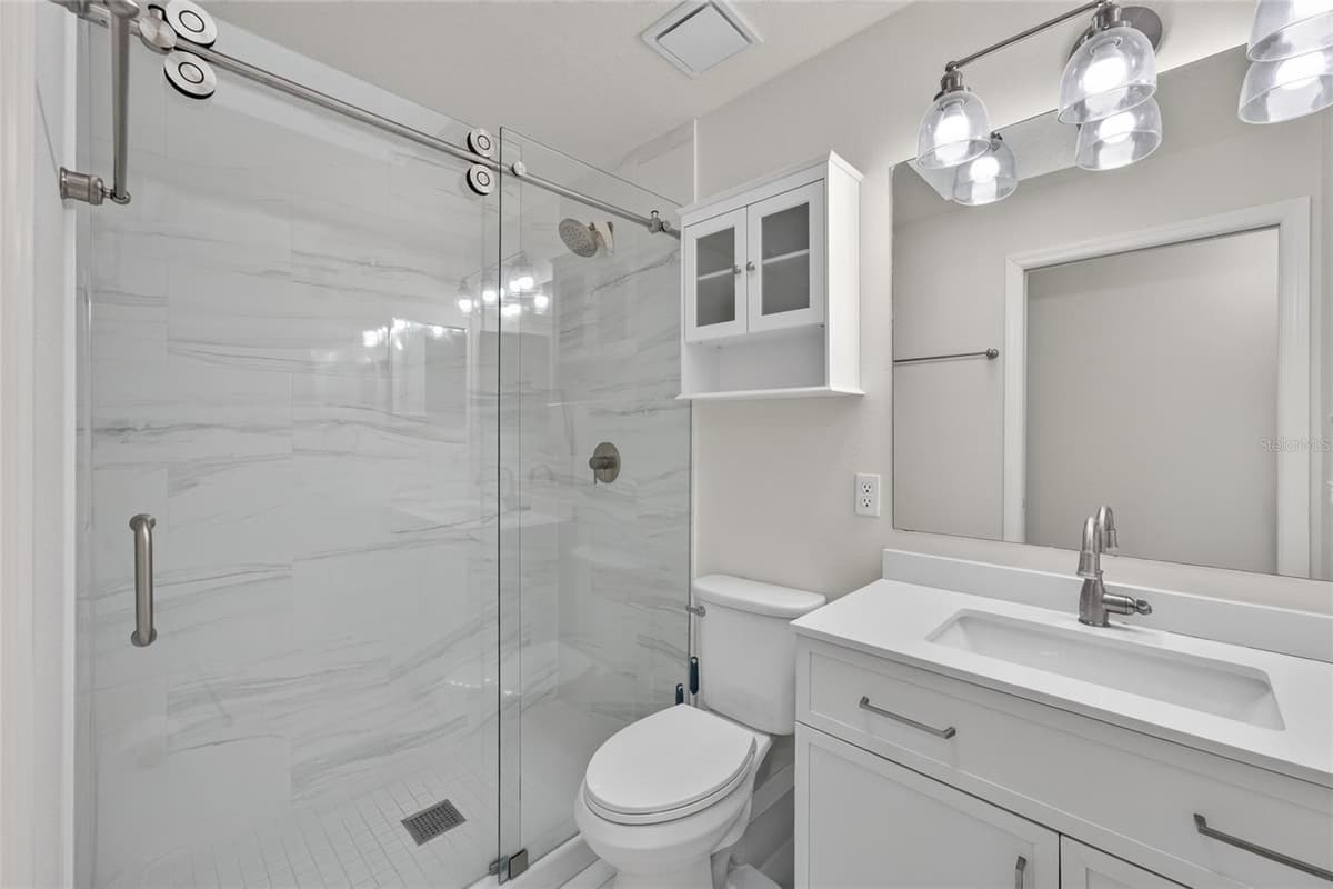 237 CALIFORNIA AVENUE — photo 17 of 36