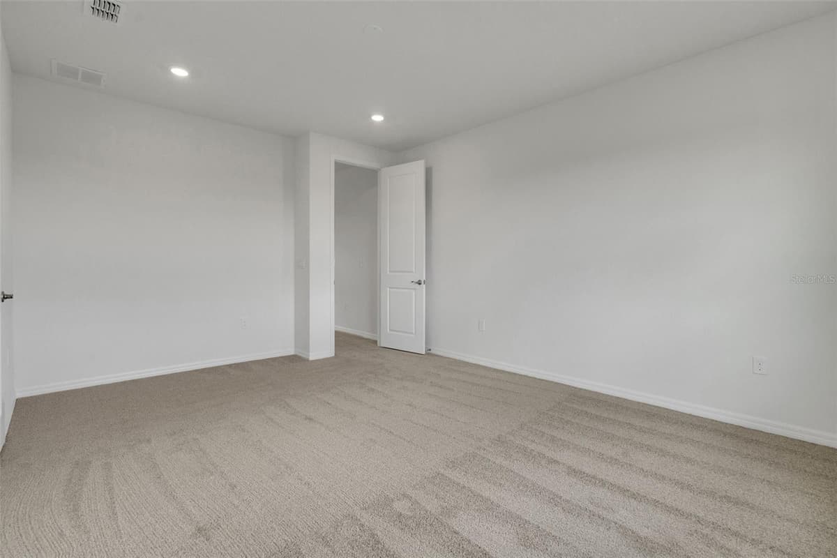 13458 TURNLEAF BOULEVARD — photo 37 of 41