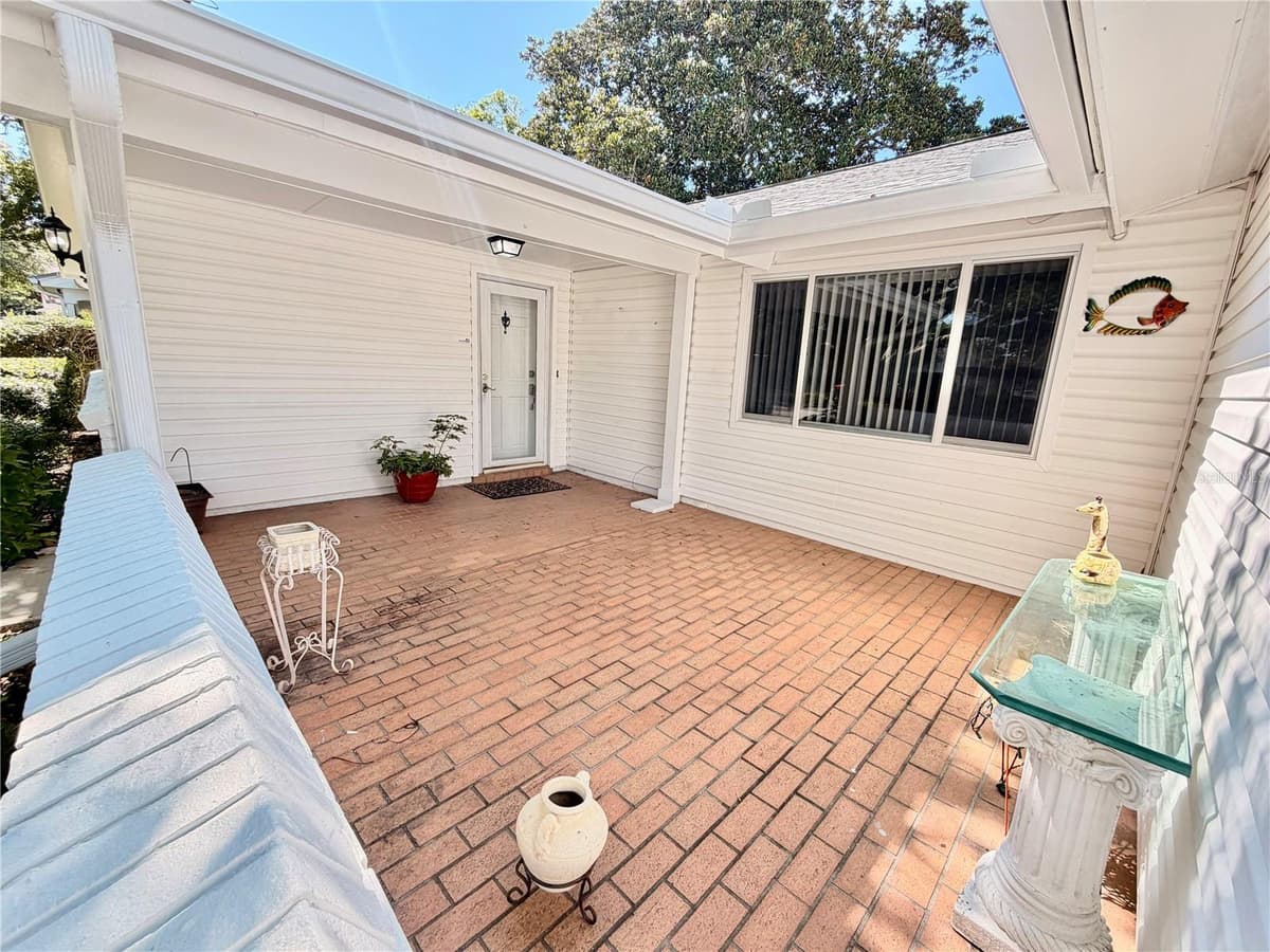 8207 MILL CREEK LANE — photo 2 of 18