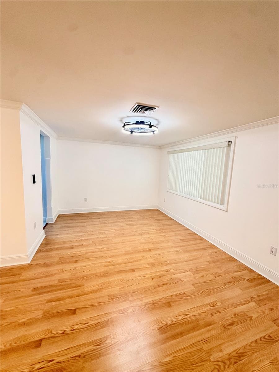 8207 MILL CREEK LANE — photo 13 of 18