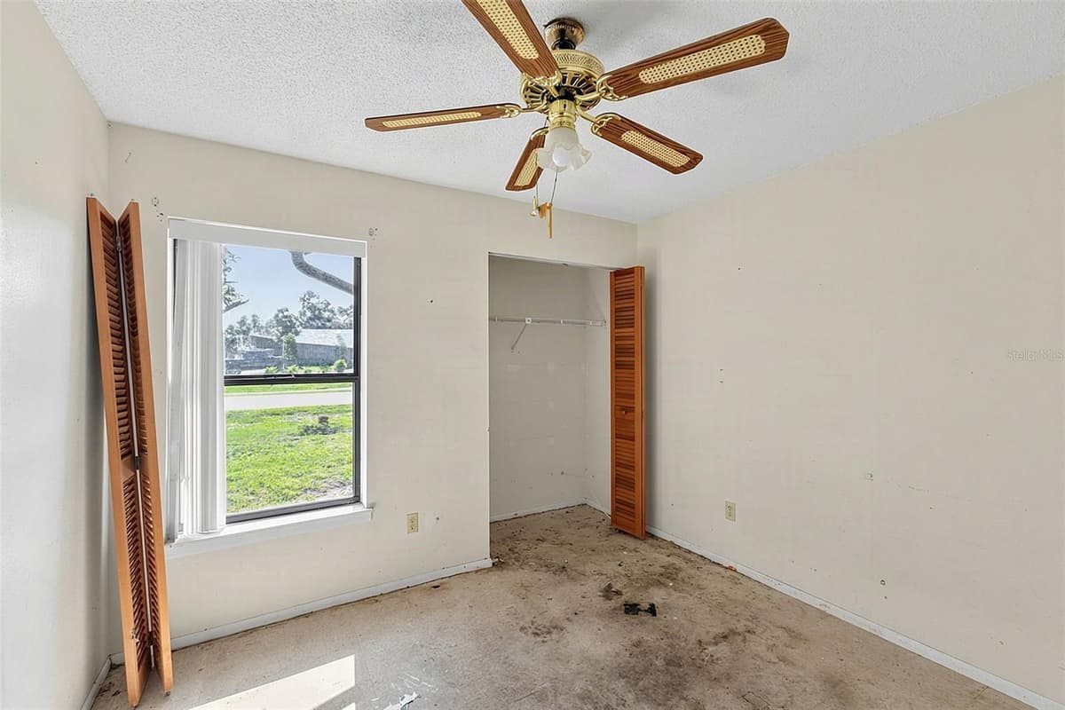 327 HARBOR BOULEVARD — photo 19 of 34