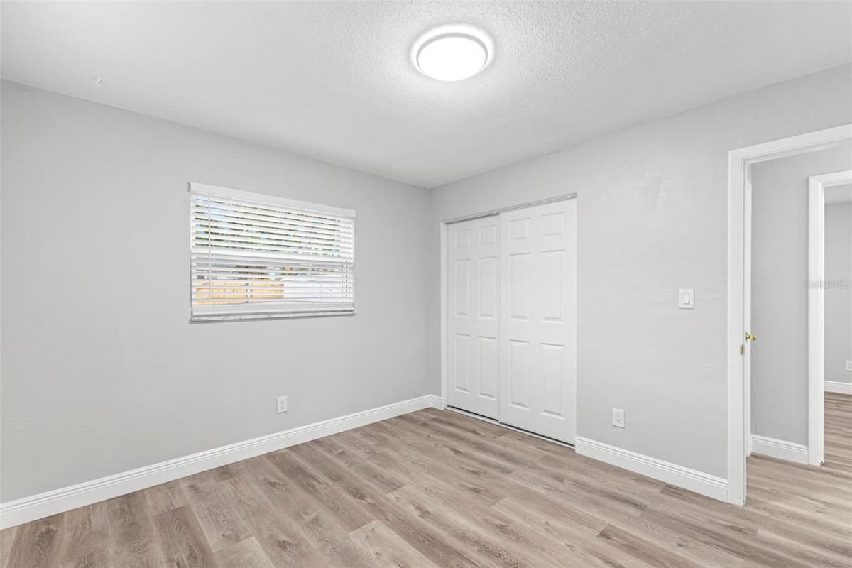2443 26TH AVENUE — photo 19 of 24