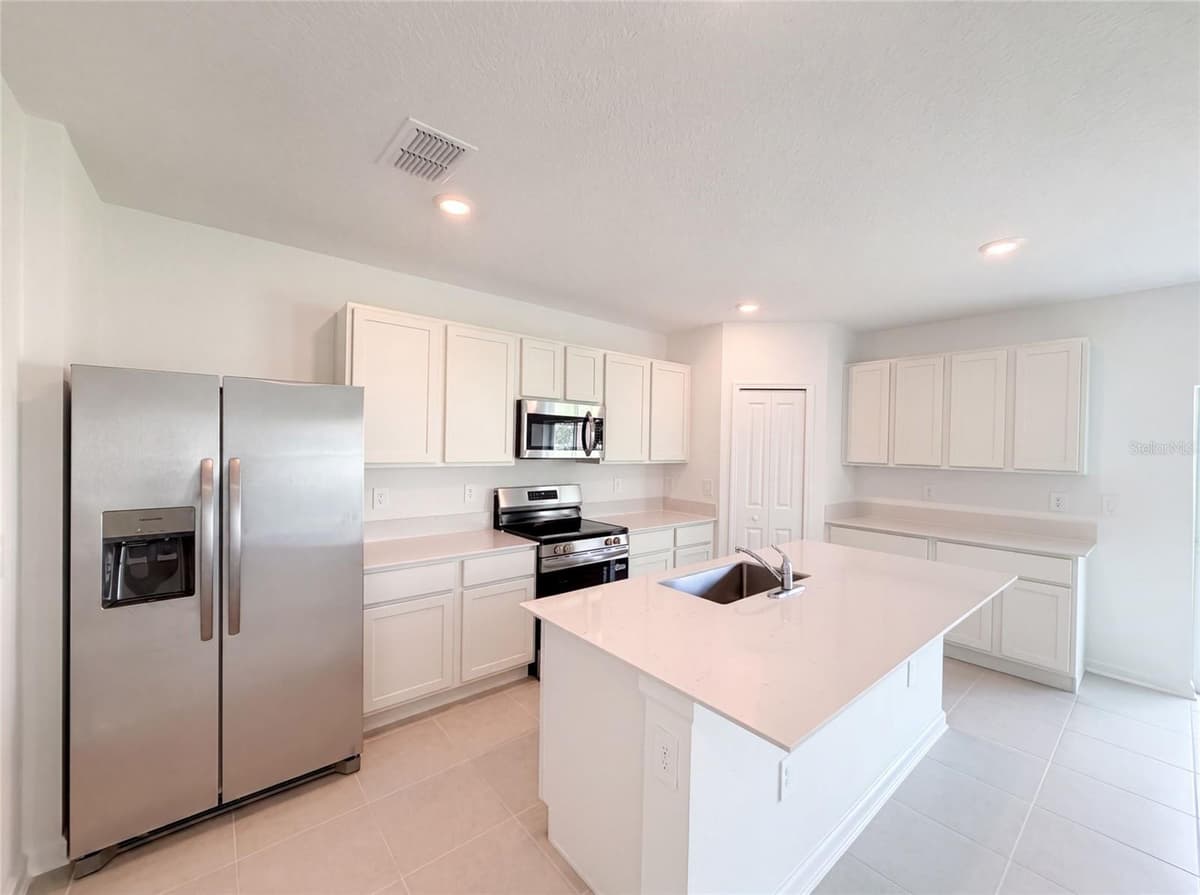 2142 LASSO LOOP — photo 16 of 20