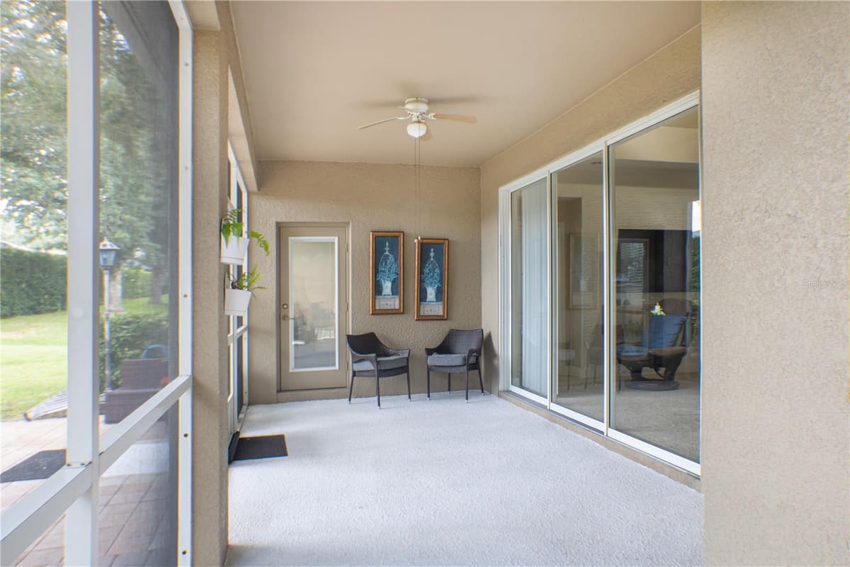 1112 GLENRAVEN LANE — photo 11 of 35