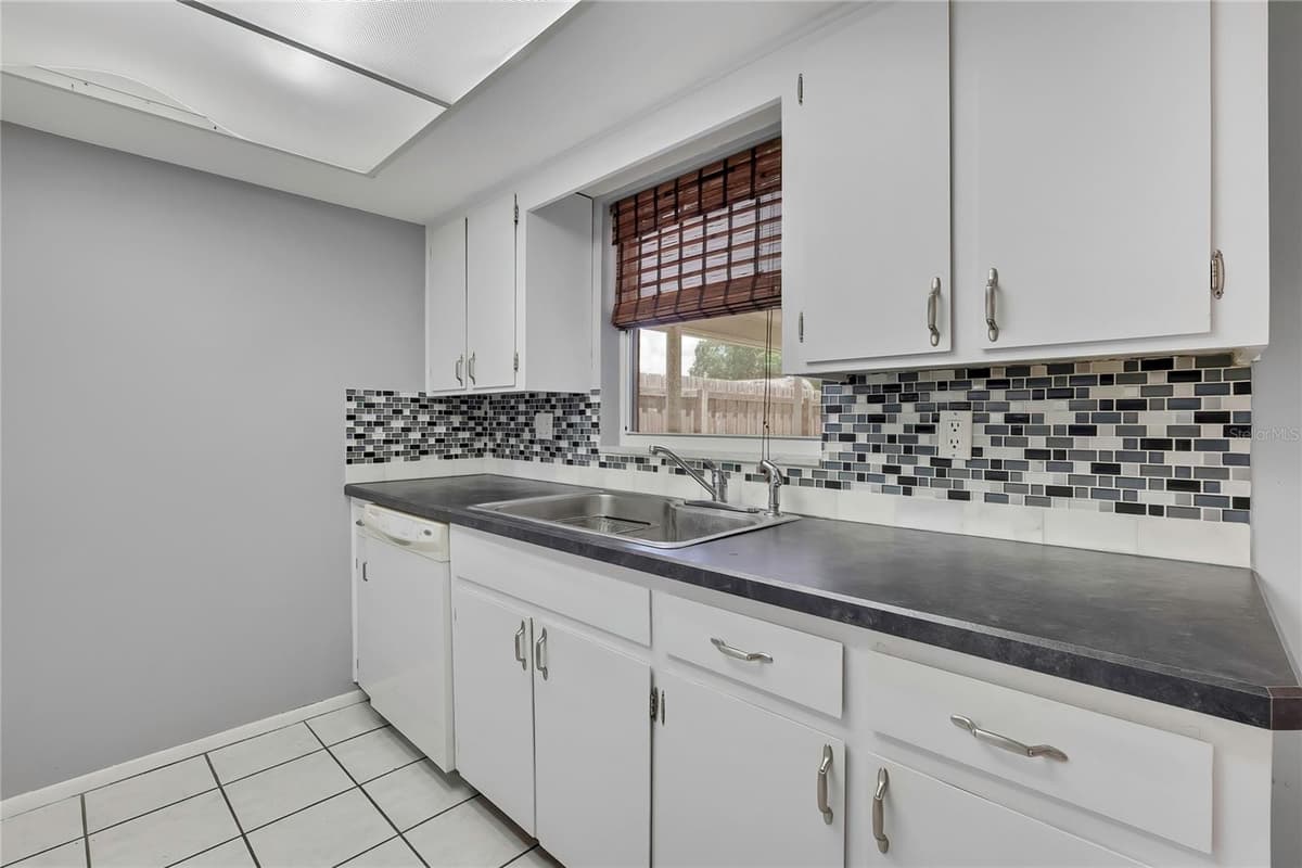 3632 MORLEY DRIVE — photo 17 of 36