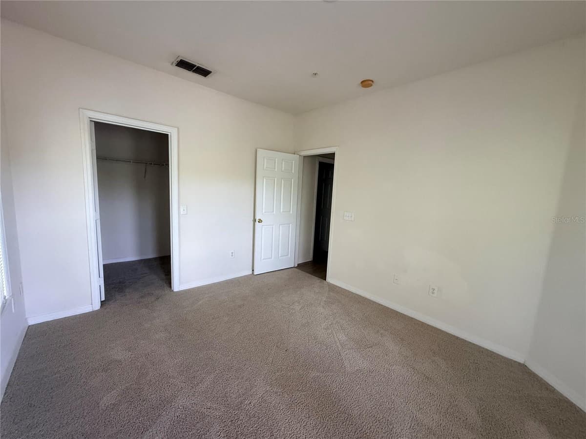 3621 CONROY ROAD — photo 22 of 24