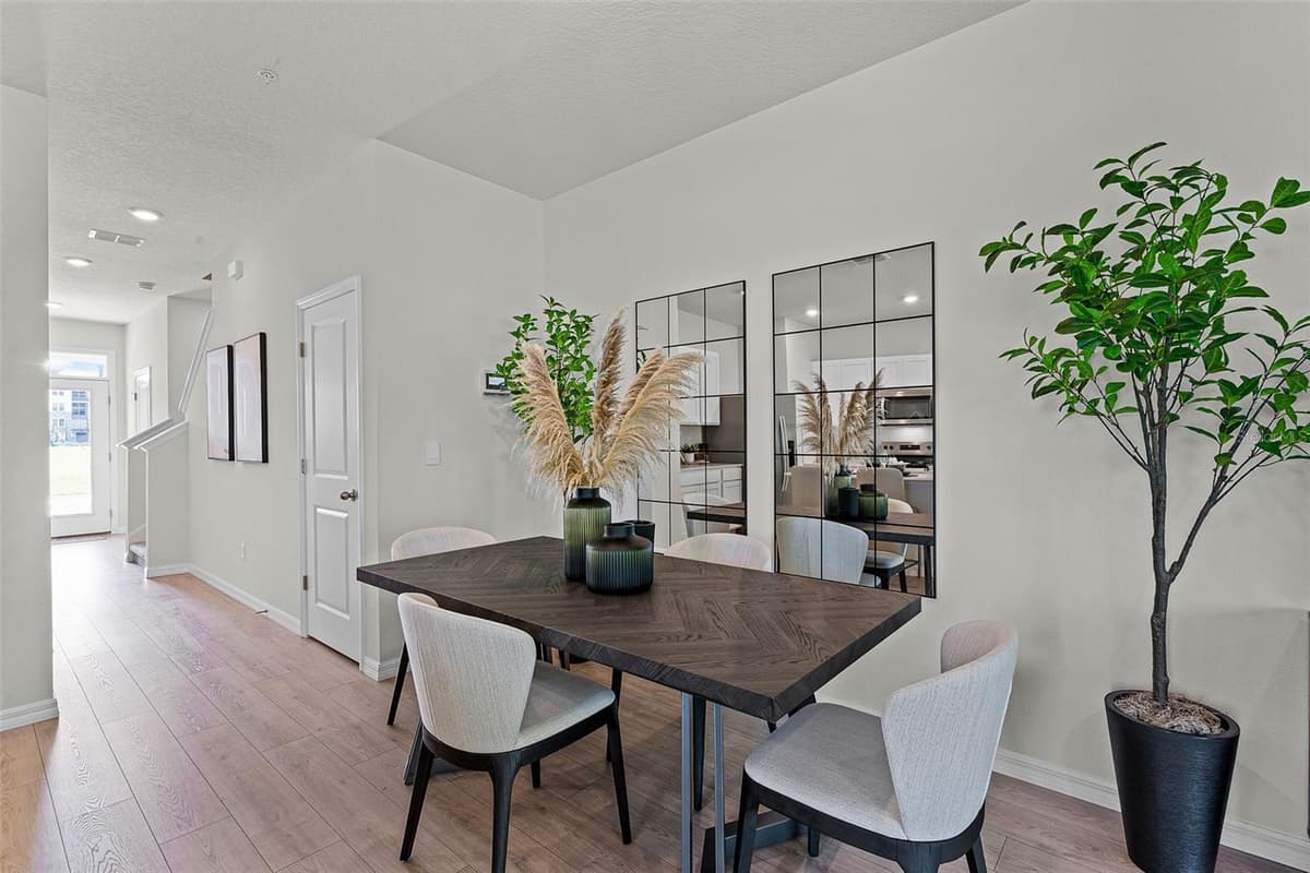 3575 CHROMA STREET — photo 4 of 15