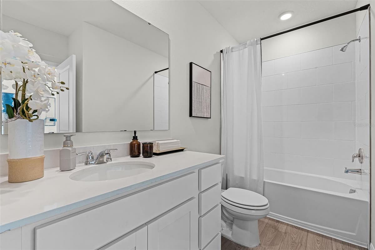 3575 CHROMA STREET — photo 9 of 15