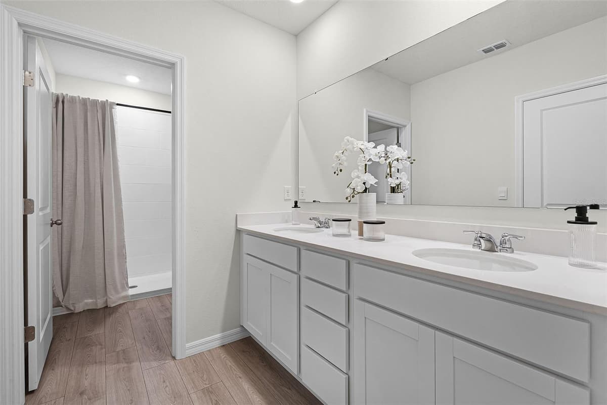 3575 CHROMA STREET — photo 13 of 15