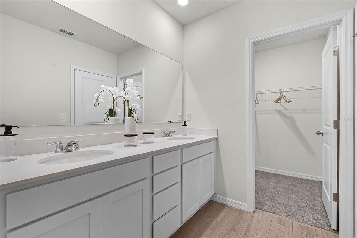 3575 CHROMA STREET — photo 14 of 15