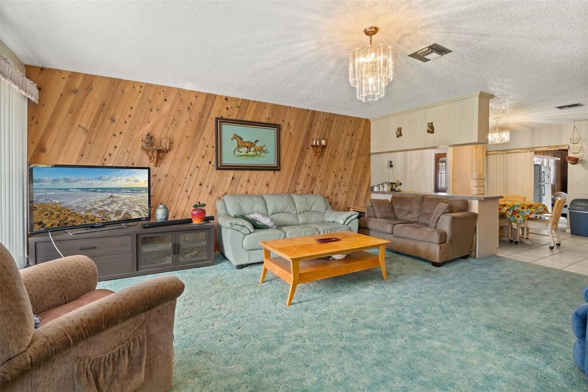 608 CHEROKEE CIRCLE — photo 14 of 70