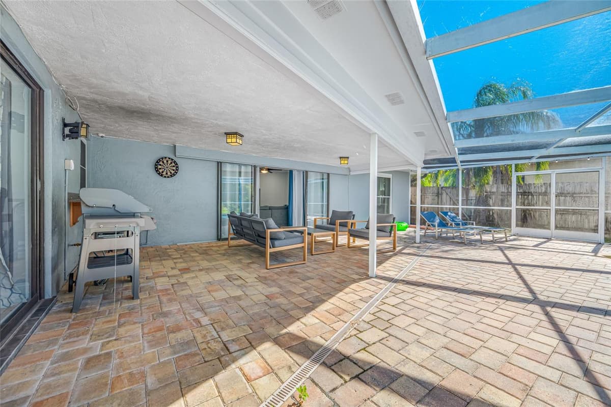 1862 DEL ROBLES DRIVE — photo 38 of 89