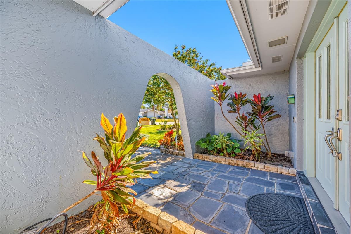 1862 DEL ROBLES DRIVE — photo 27 of 89