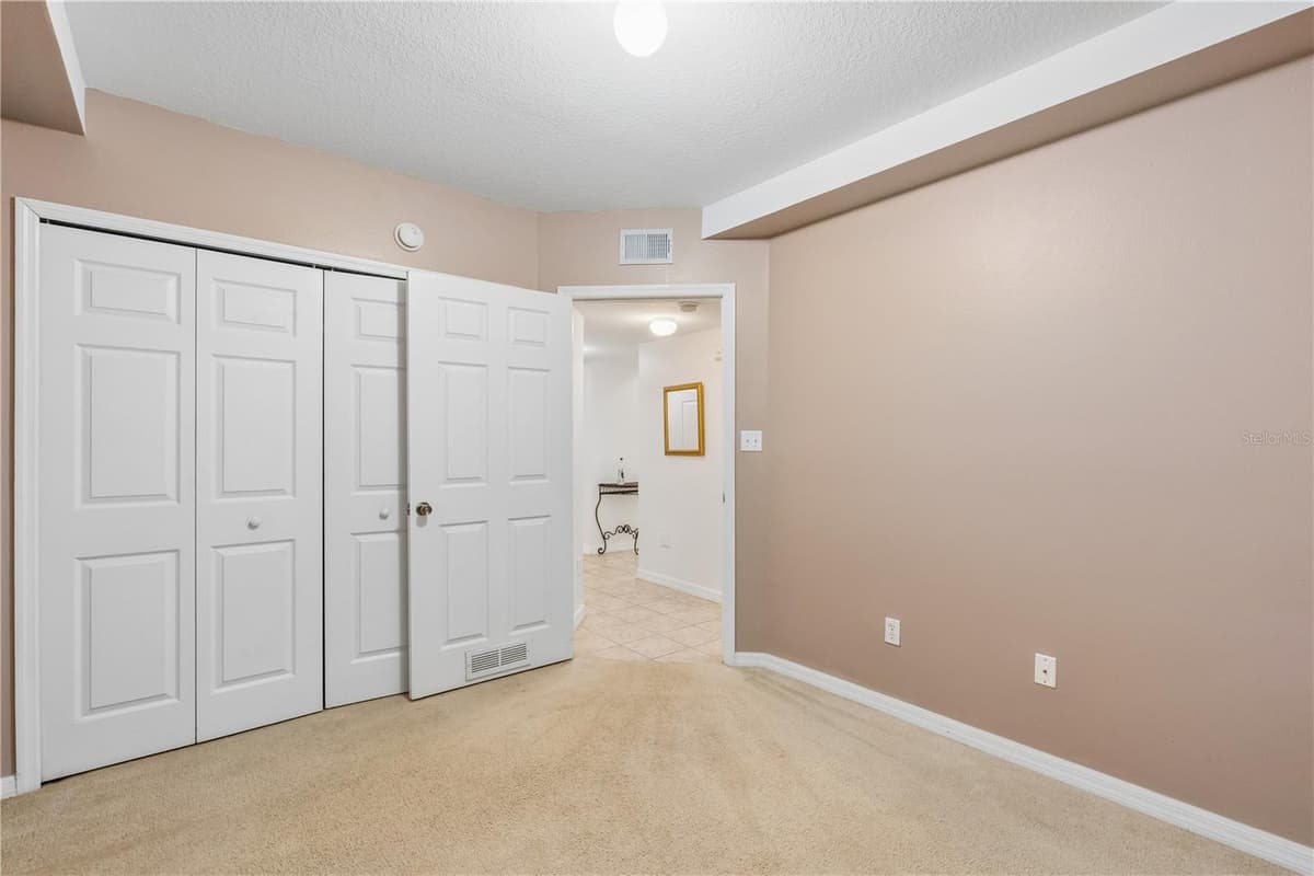 522 VILLA DEL SOL CIRCLE — photo 10 of 20