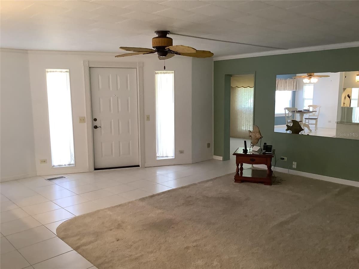 269 SALEM AVENUE — photo 9 of 22