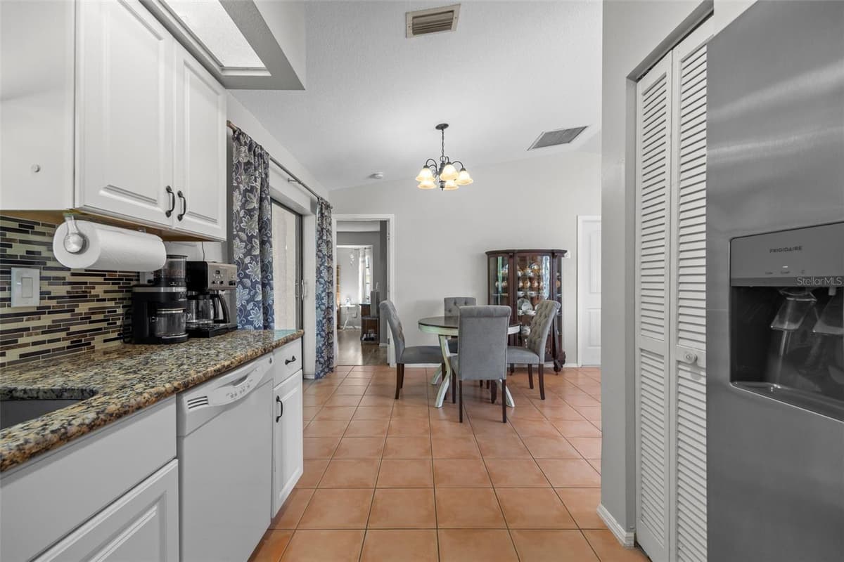 119 EPPINGER DRIVE — photo 8 of 23