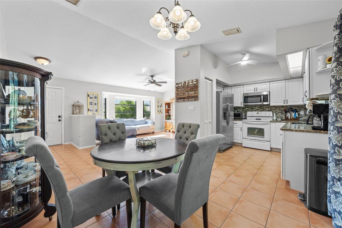 119 EPPINGER DRIVE — photo 6 of 23