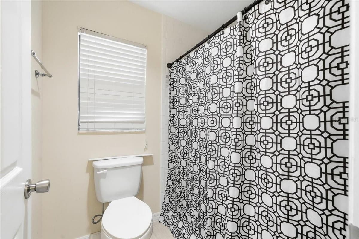 14105 KNOTTINGSLEY PLACE — photo 19 of 26