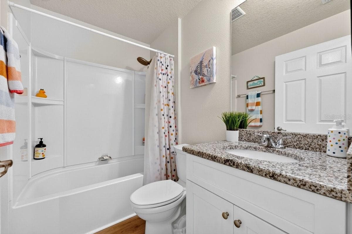 1271 CONTI AVENUE — photo 19 of 36