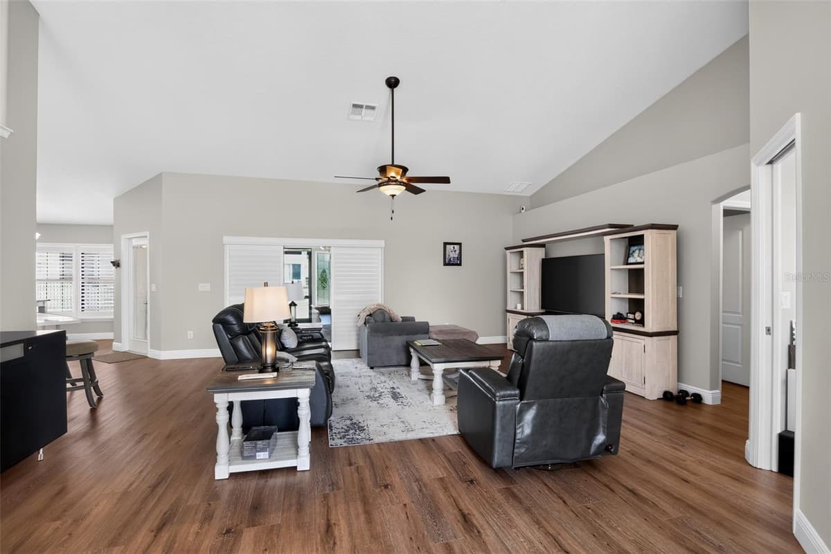 6535 51ST TERRACE — photo 7 of 30