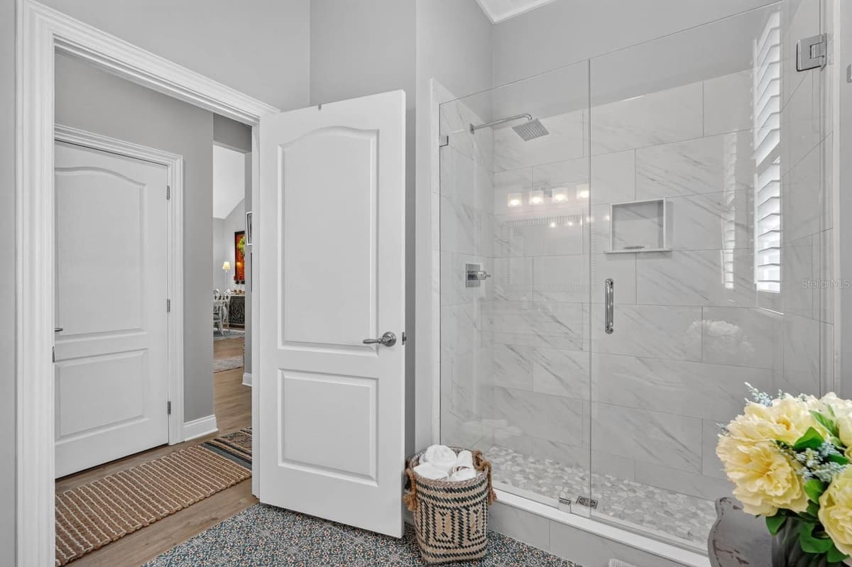 136 ISLAND COTTAGE WAY WAY — photo 41 of 67