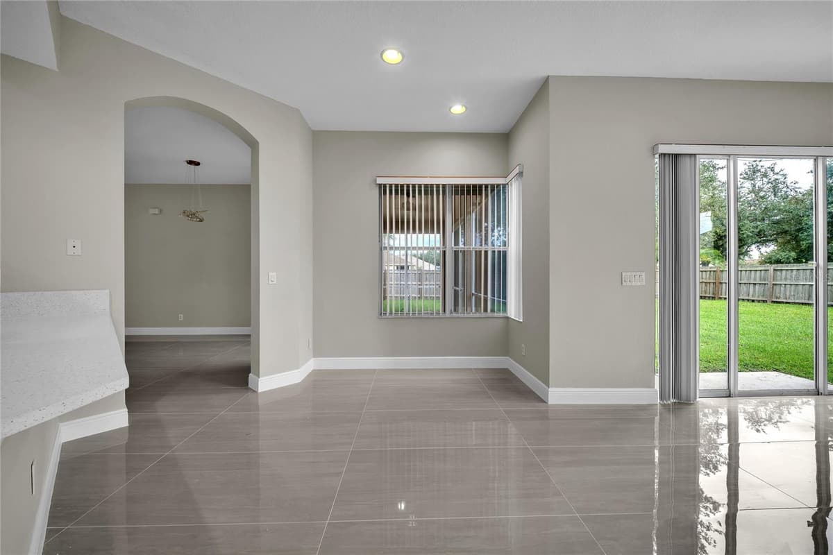 23004 BAY CEDAR DRIVE — photo 15 of 65