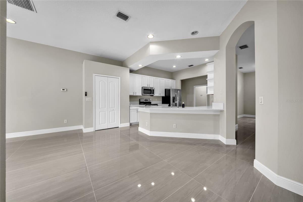 23004 BAY CEDAR DRIVE — photo 14 of 65