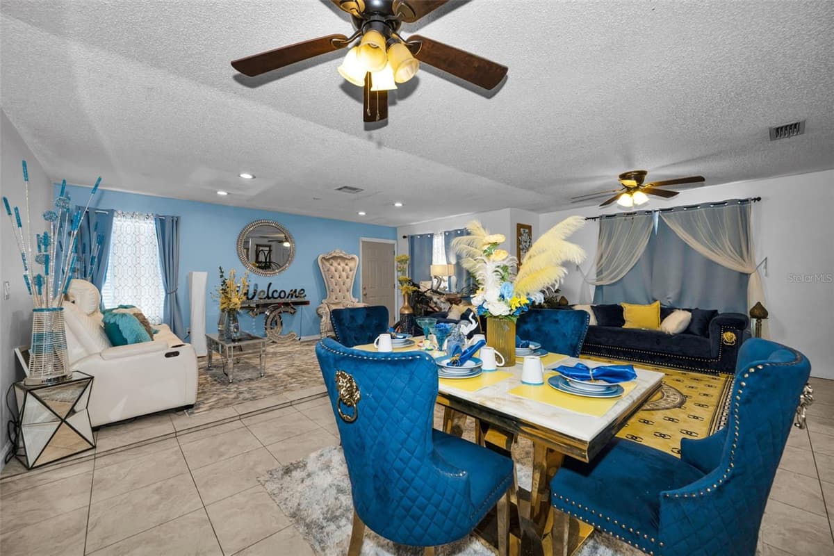 7526 CAROLTON CIRCLE — photo 15 of 42