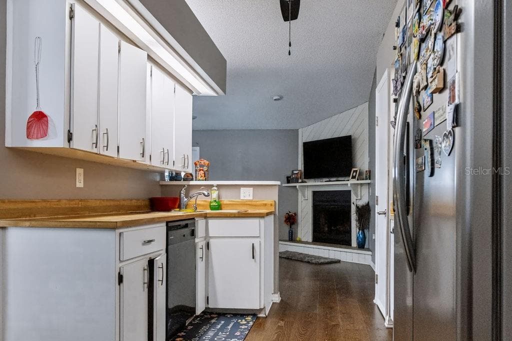 506 MANDY STREET — photo 38 of 65