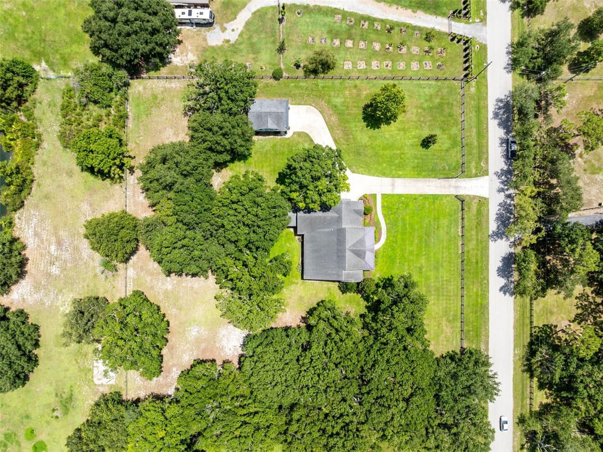 4623 MILDRED BASS ROAD — photo 41 of 42