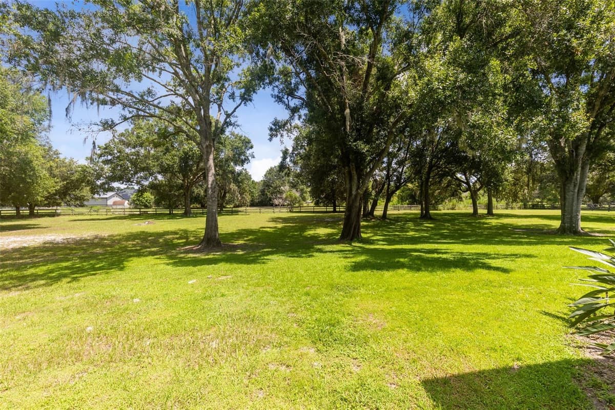 4623 MILDRED BASS ROAD — photo 38 of 42