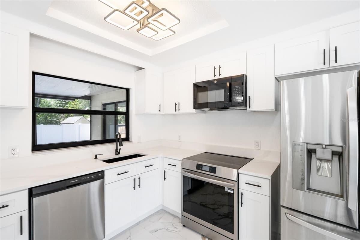 3823 NORFOLK STREET — photo 7 of 43