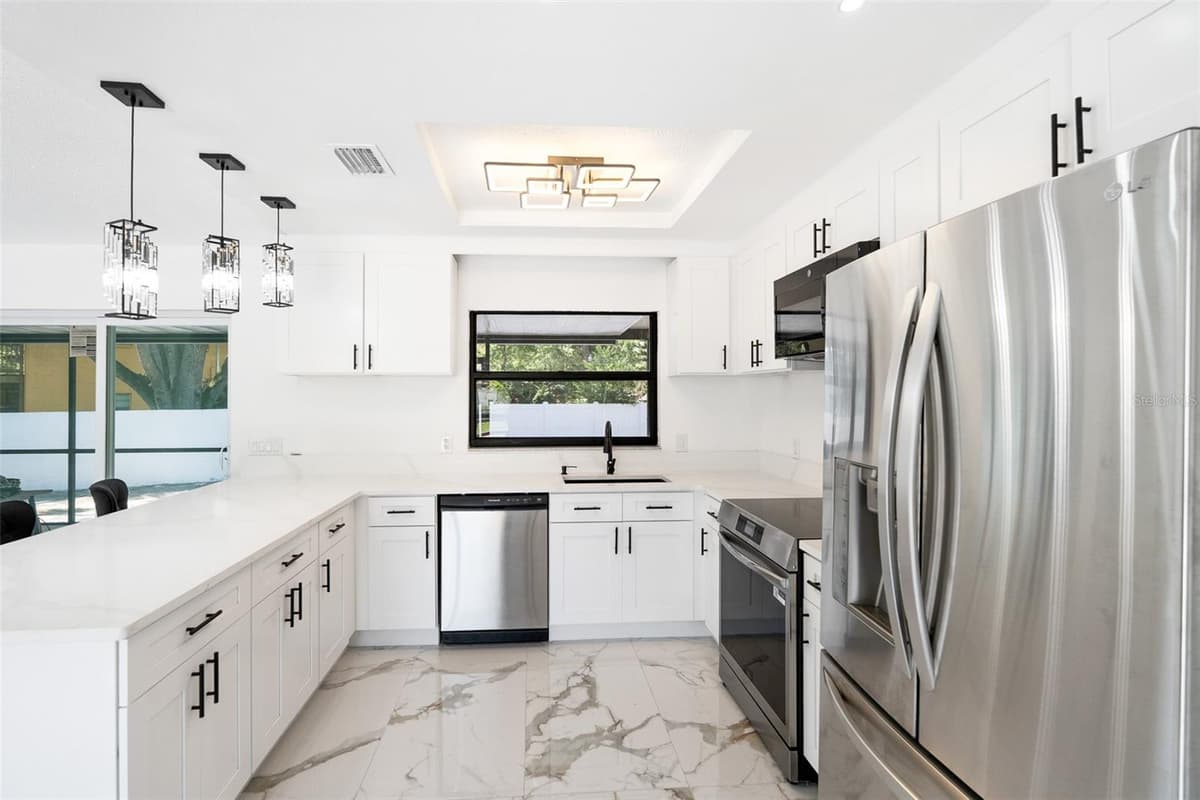 3823 NORFOLK STREET — photo 6 of 43