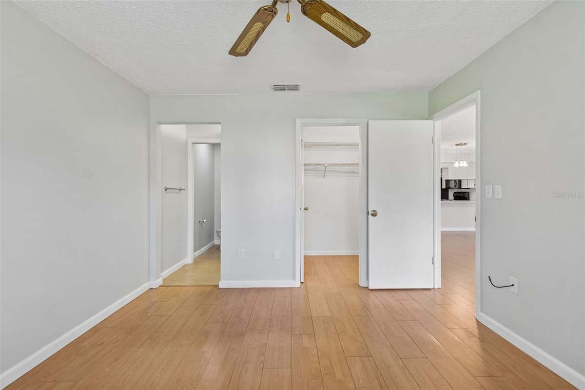 7217 GREYSTONE DRIVE — photo 32 of 100