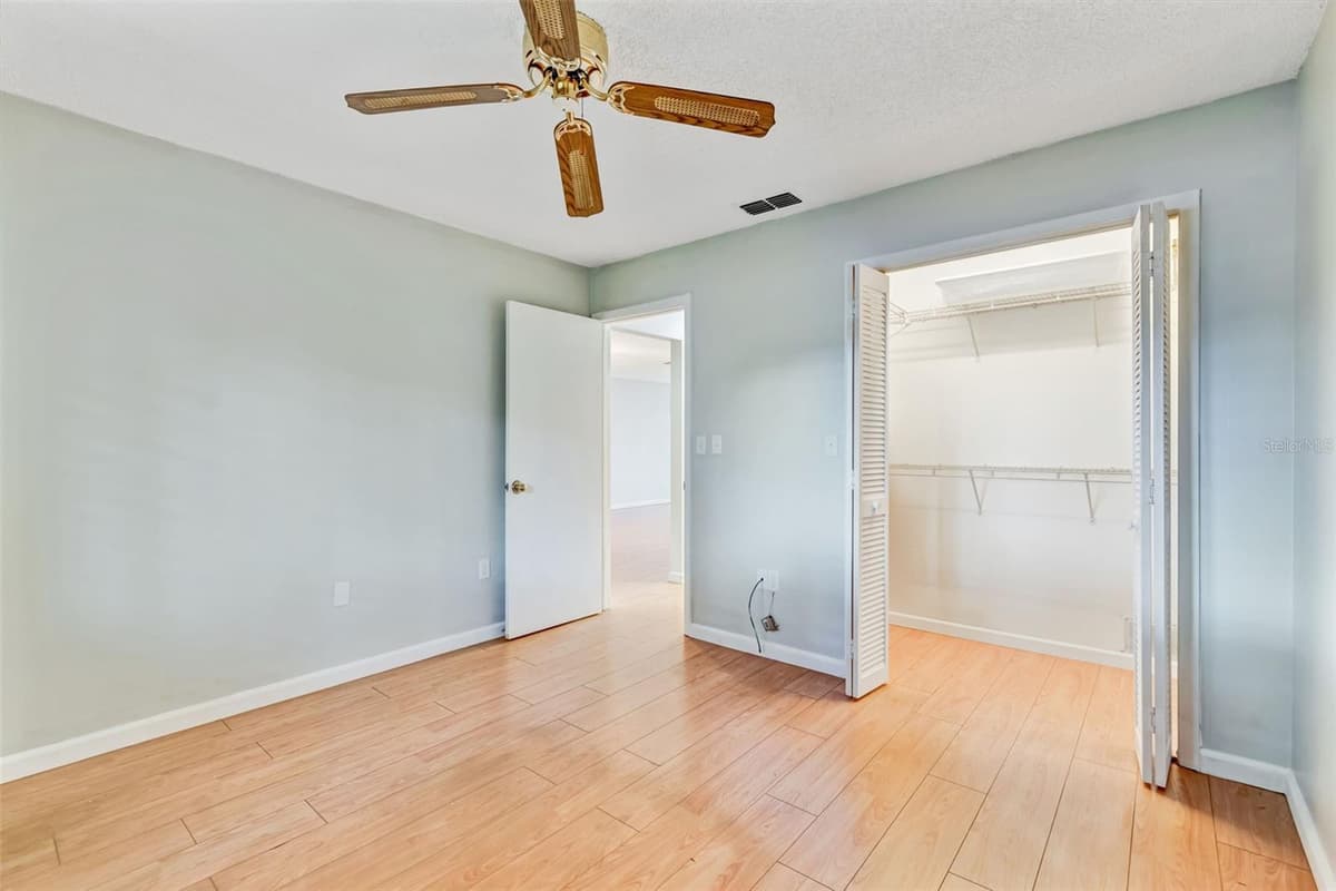 7217 GREYSTONE DRIVE — photo 27 of 100