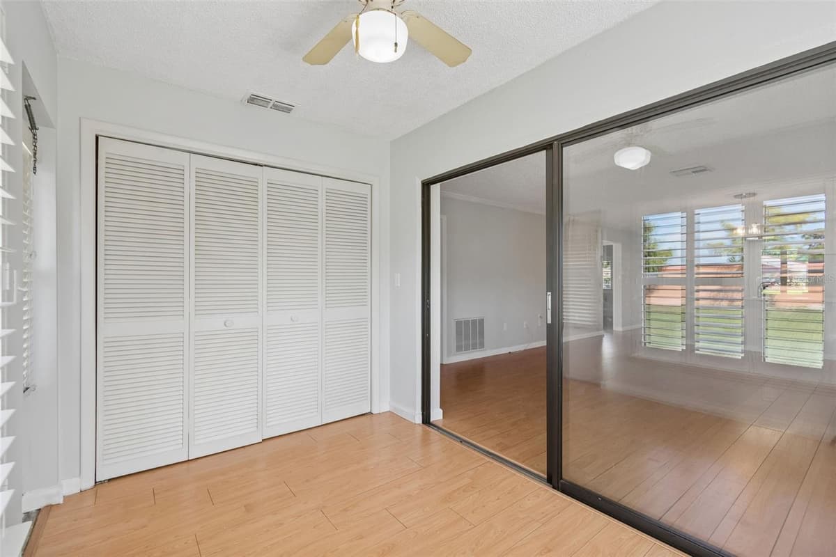 7217 GREYSTONE DRIVE — photo 38 of 100