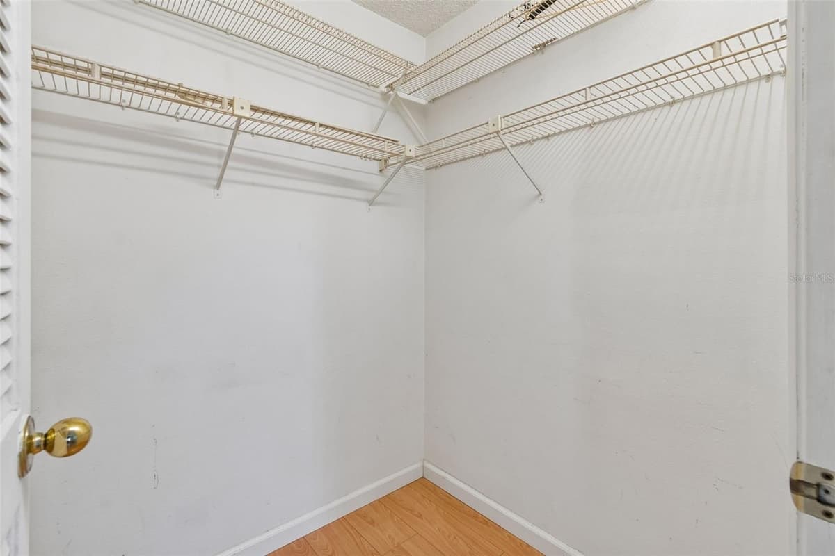 7217 GREYSTONE DRIVE — photo 33 of 100