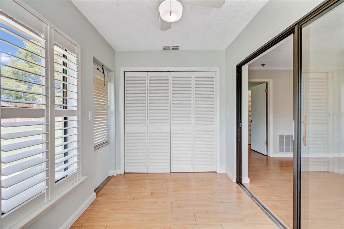 7217 GREYSTONE DRIVE — photo 41 of 100