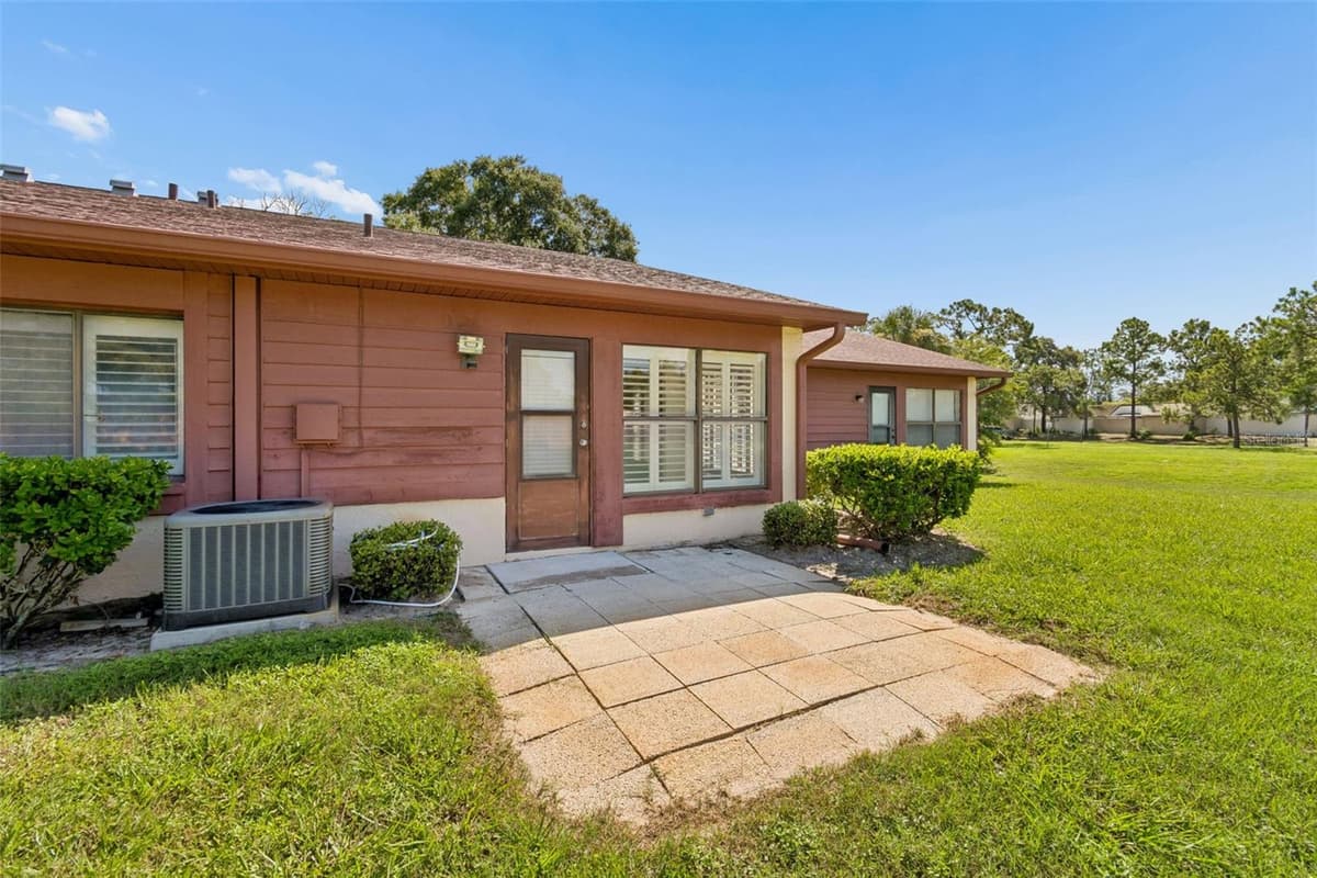 7217 GREYSTONE DRIVE — photo 49 of 100